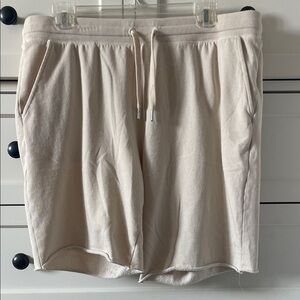 Old Navy Women’s Wish Bone Beige Mid Rise Easy Vintage Drawstring Shorts - Large